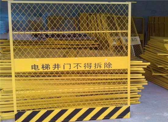 電梯井口04 電梯井口04